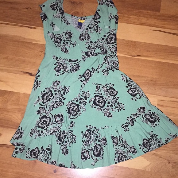 Spaghetti strap dress - Picture 3 of 3